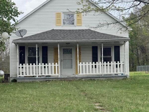 35 Civey Boulevard, Bixby, MO 65439