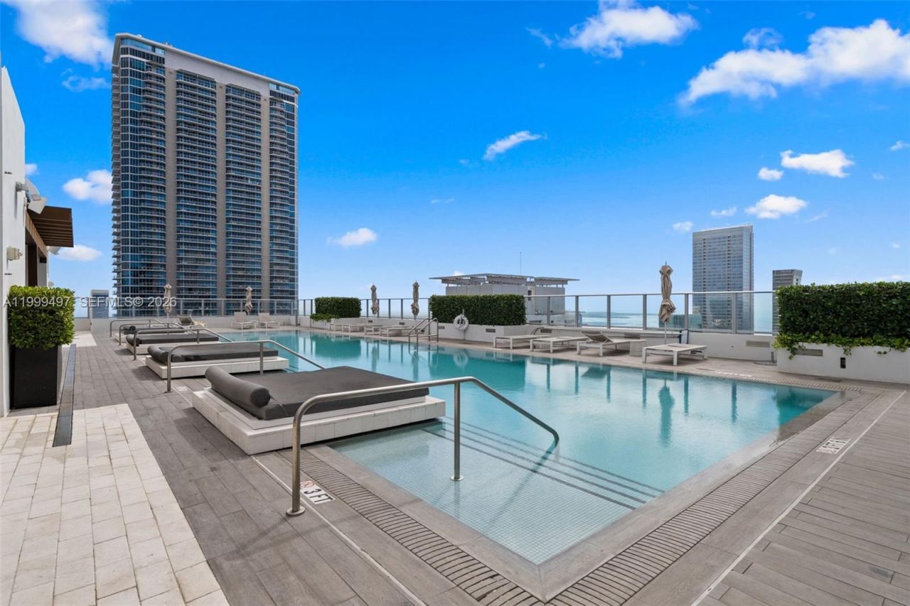 1010 Brickell Ave, Unit 1411, Miami, FL 33131 Photo