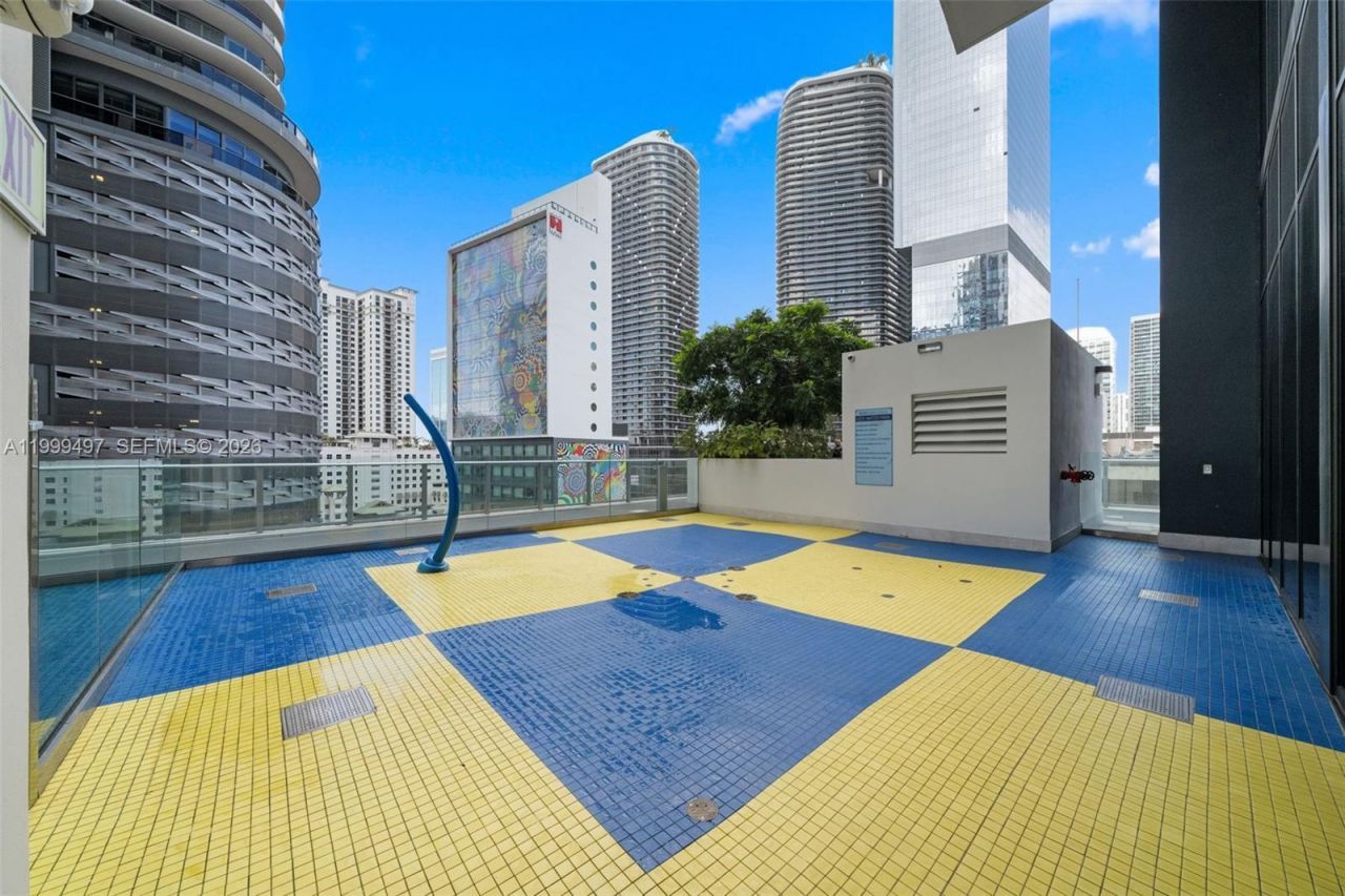 1010 Brickell Ave, Unit 1411, Miami, FL 33131 Photo