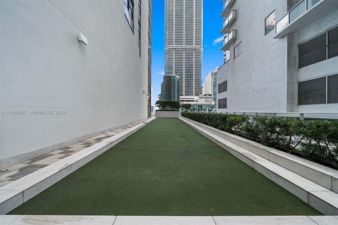 1010 Brickell Ave, Unit 1411, Miami, FL 33131 Photo