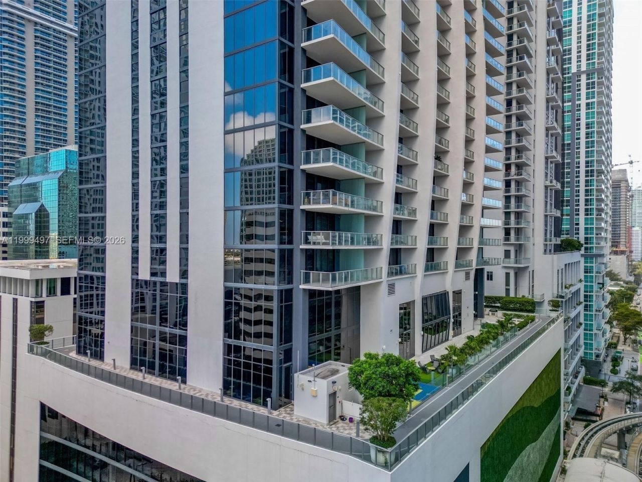 1010 Brickell Ave, Unit 1411, Miami, FL 33131 Photo