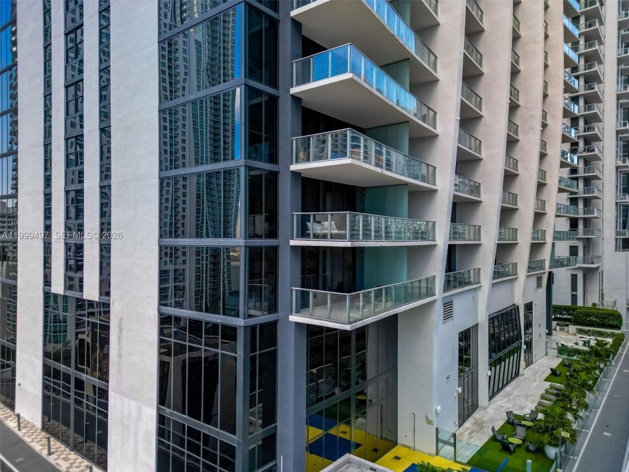 1010 Brickell Ave, Unit 1411, Miami, FL 33131 Photo