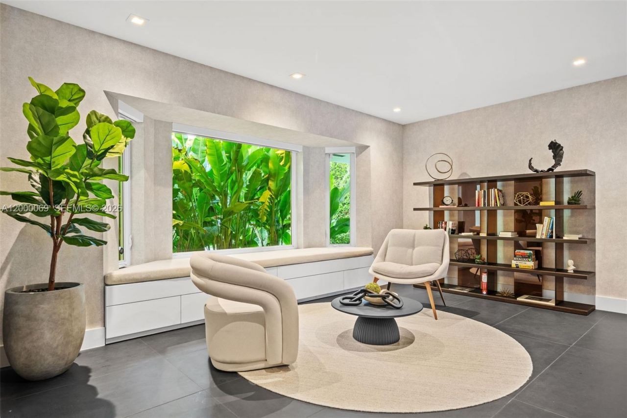 4800 Bay Point Rd, Miami, FL 33137 Photo