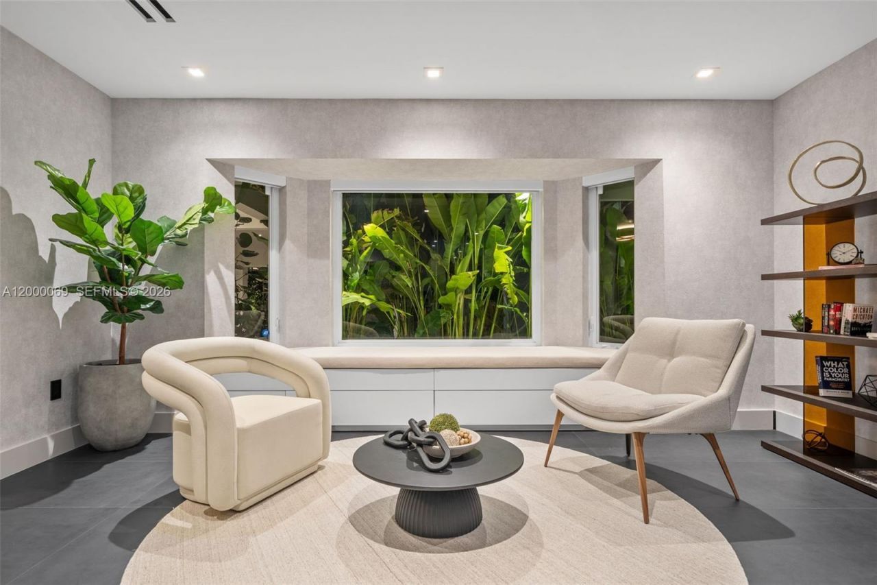 4800 Bay Point Rd, Miami, FL 33137 Photo