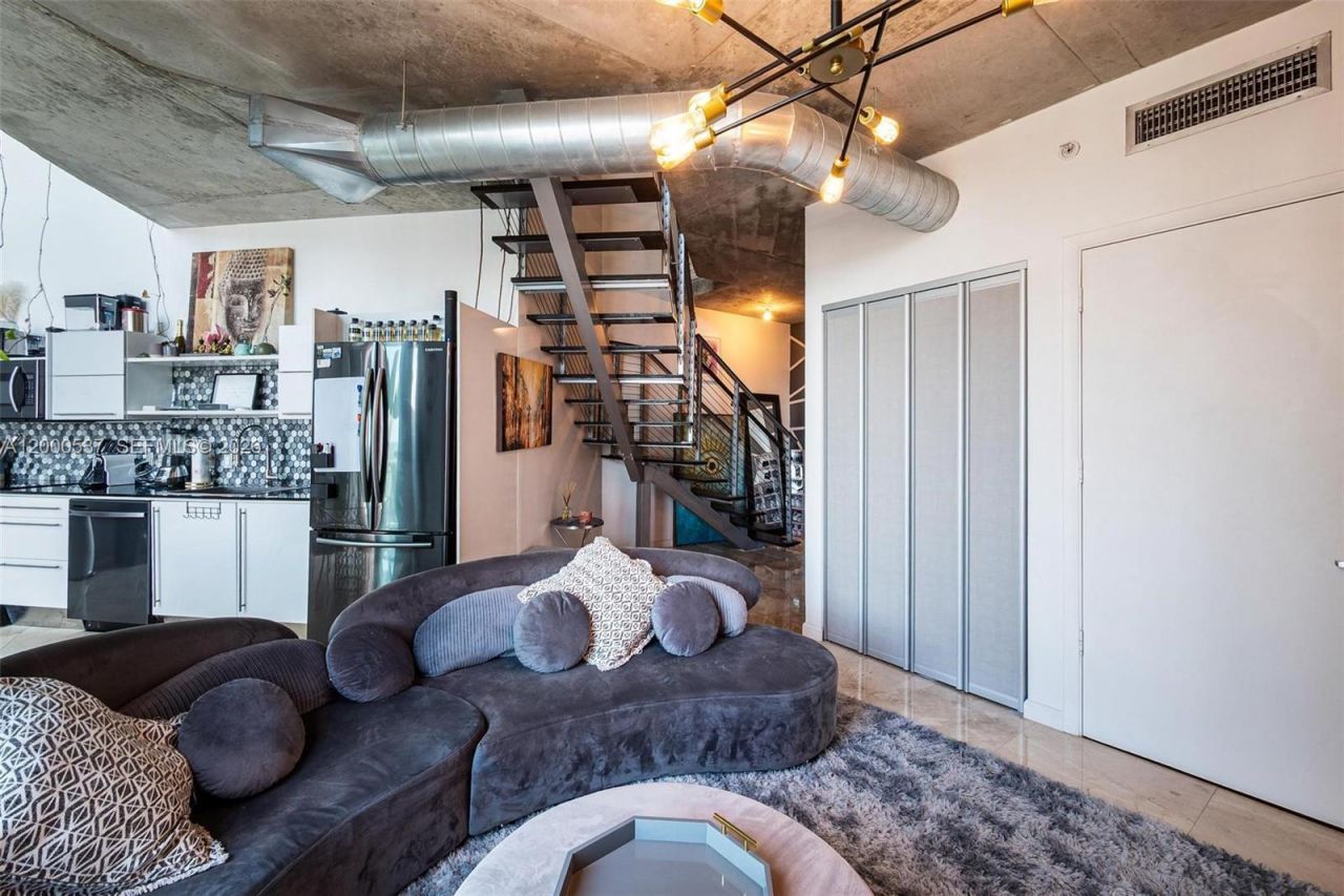 690 SW 1st Ct, Unit PHI26, Miami, FL 33130 Photo