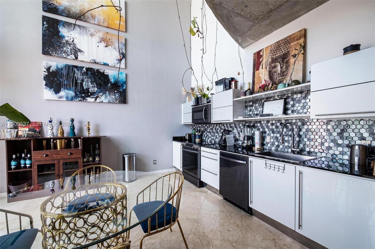 690 SW 1st Ct, Unit PHI26, Miami, FL 33130 Photo