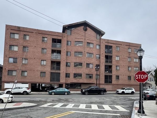 205 Ferry St, Unit 408, Everett, MA 02149