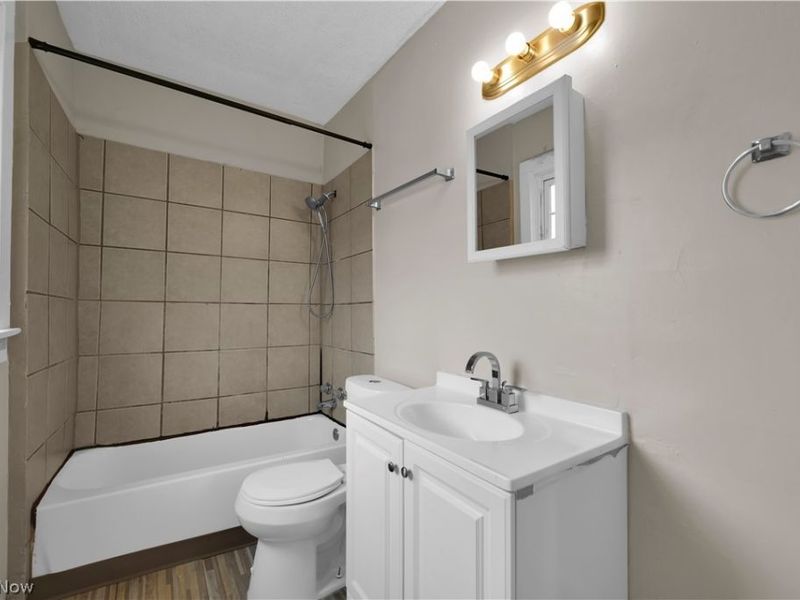 1476 W 107th Street, Cleveland, OH 44102 Photo 35