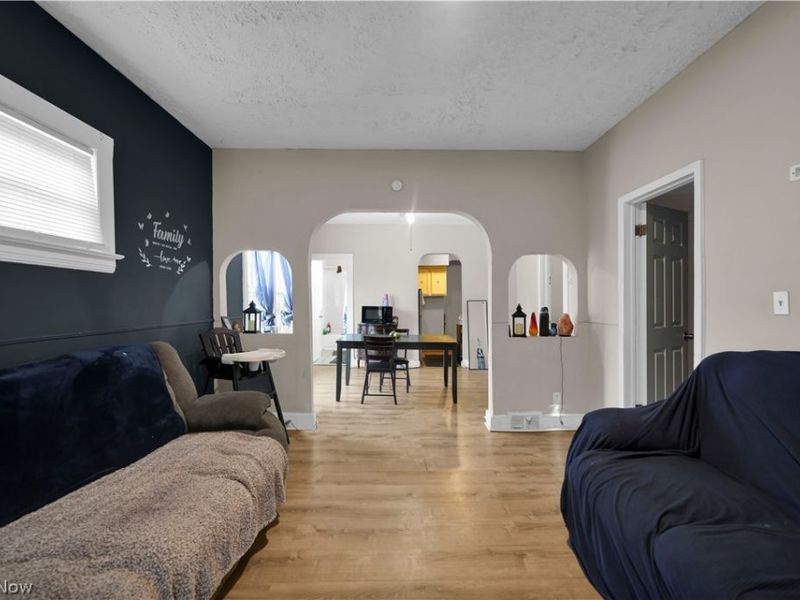 1476 W 107th Street, Cleveland, OH 44102 Photo 9