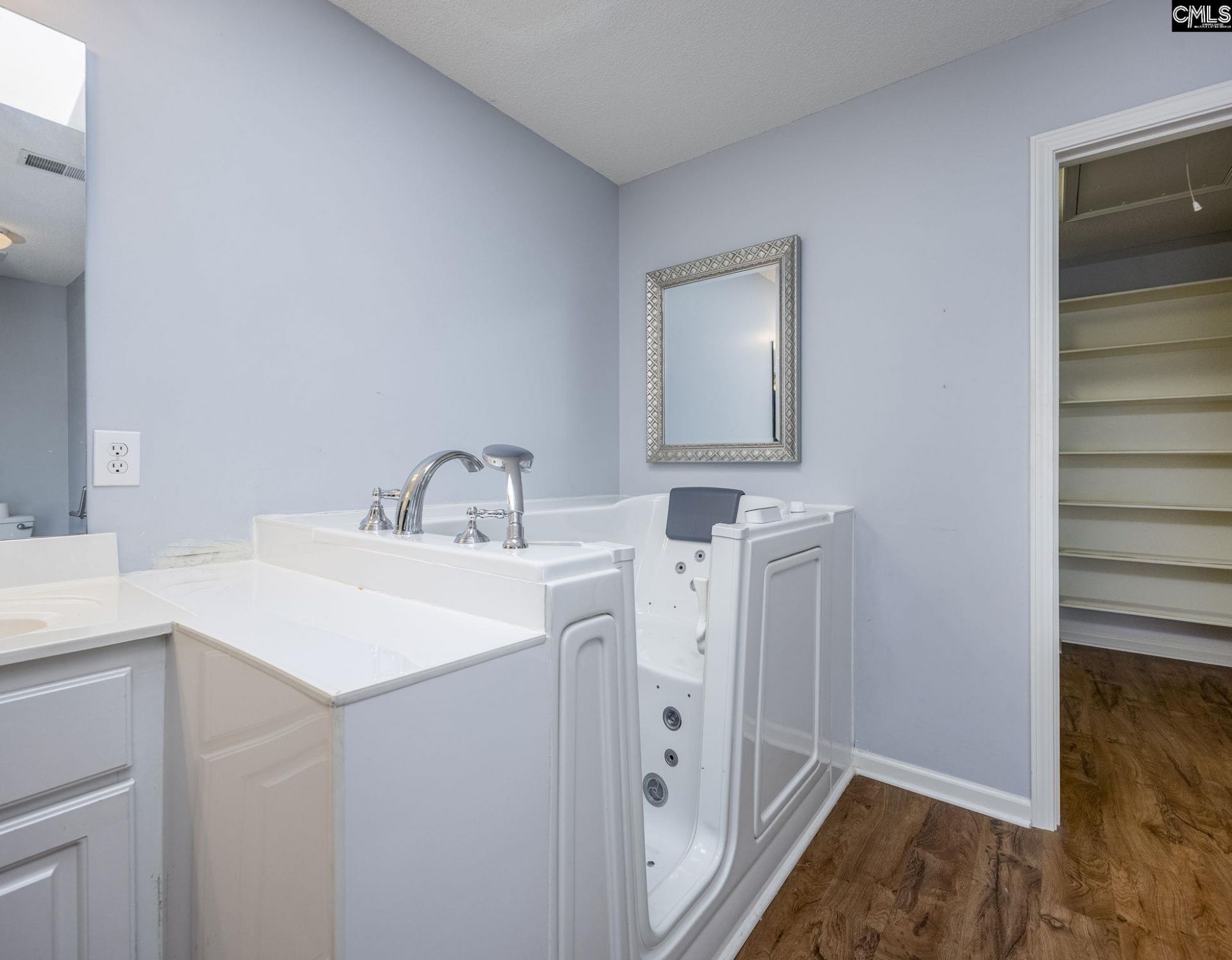 115 Garden Trail Lane Photo 27