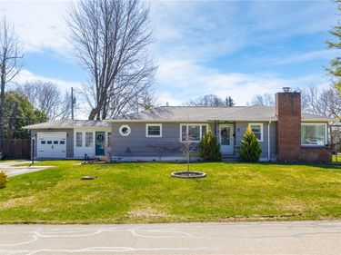 19 Earl Drive, Rochester, NY 14624