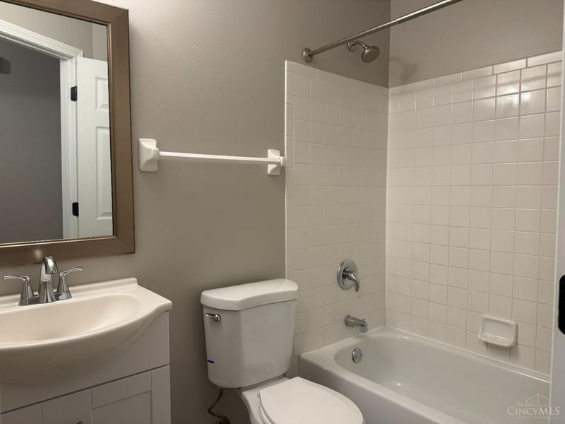 7990 Tara Drive, West Chester, OH 45069 Photo 14