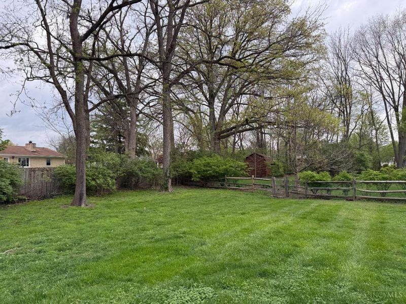 7990 Tara Drive, West Chester, OH 45069 Photo 17