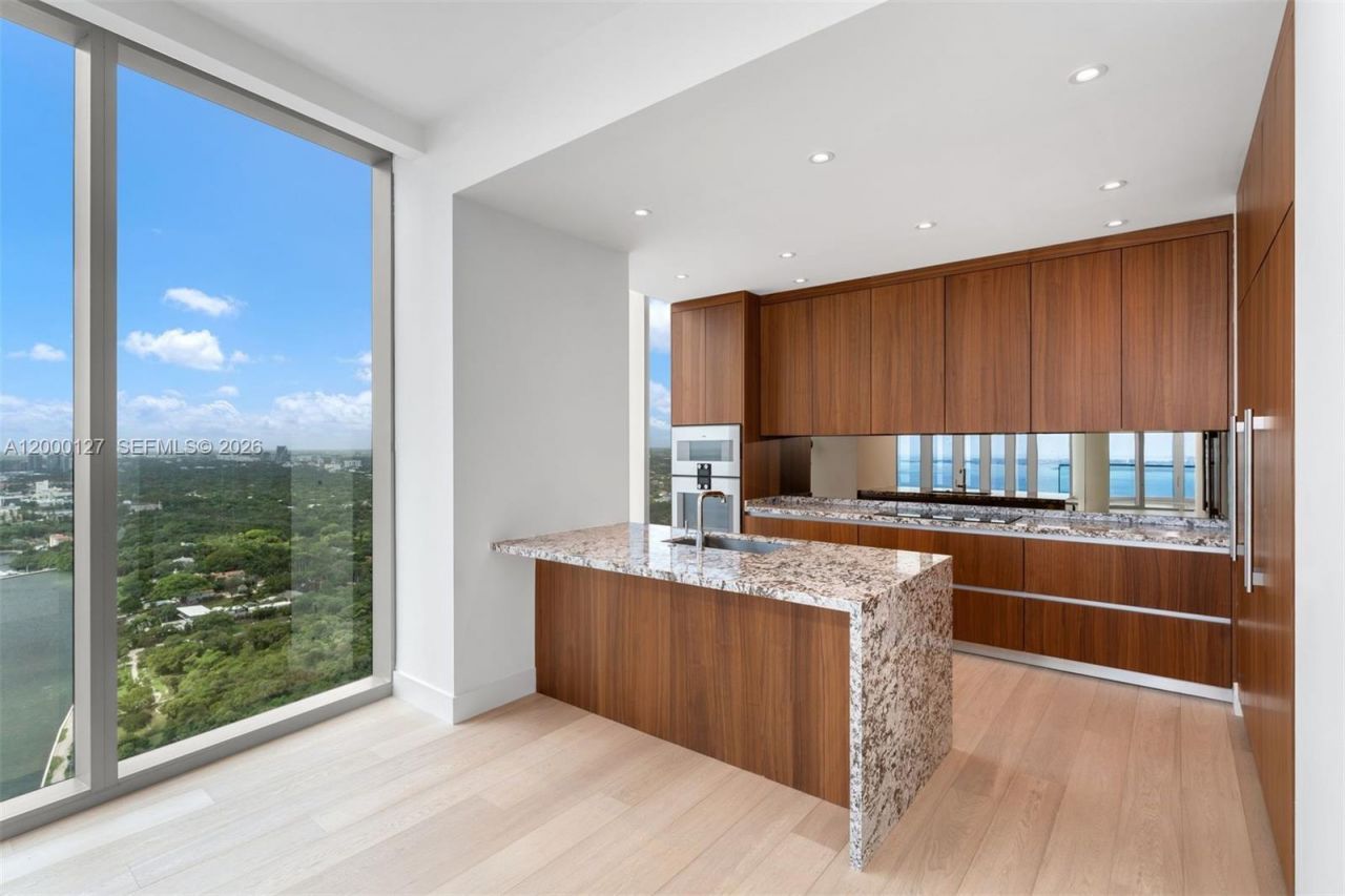 175 SE 25th Road, Unit 3602, Miami, FL 33129 Photo