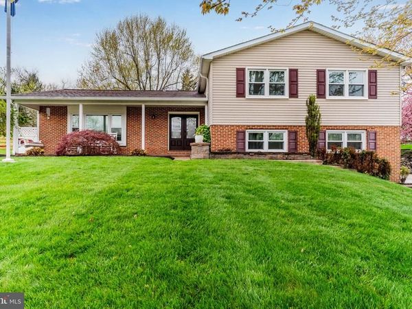 313 INDIAN CREEK DRIVE, MECHANICSBURG, PA 17050