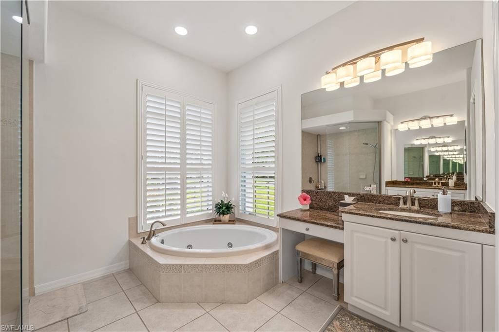 7661 Knightwing Cir, Fort Myers, FL 33912 Photo