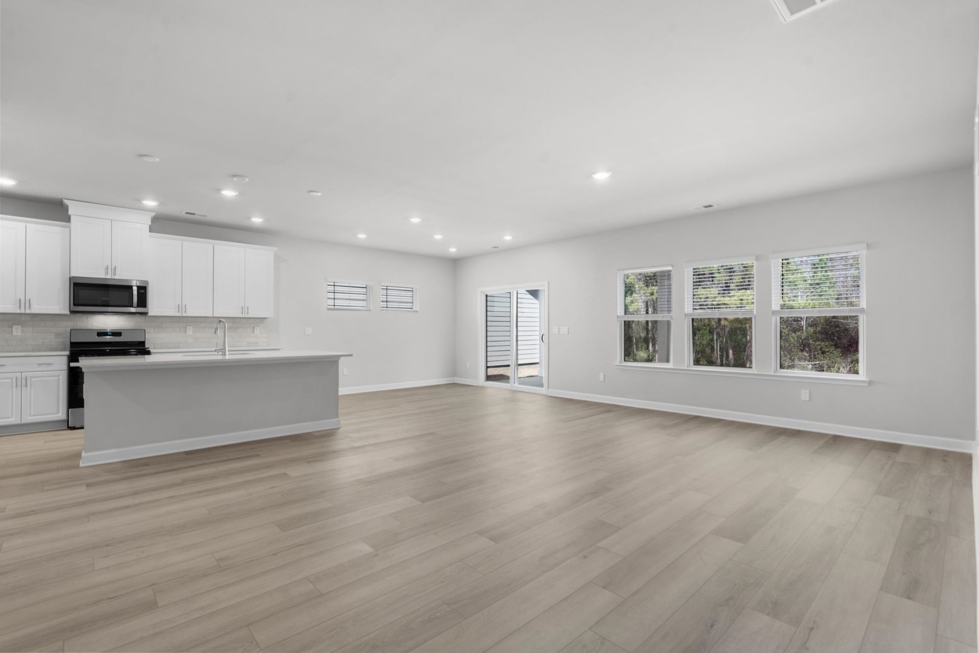 8222 Essence Dr. Photo 10