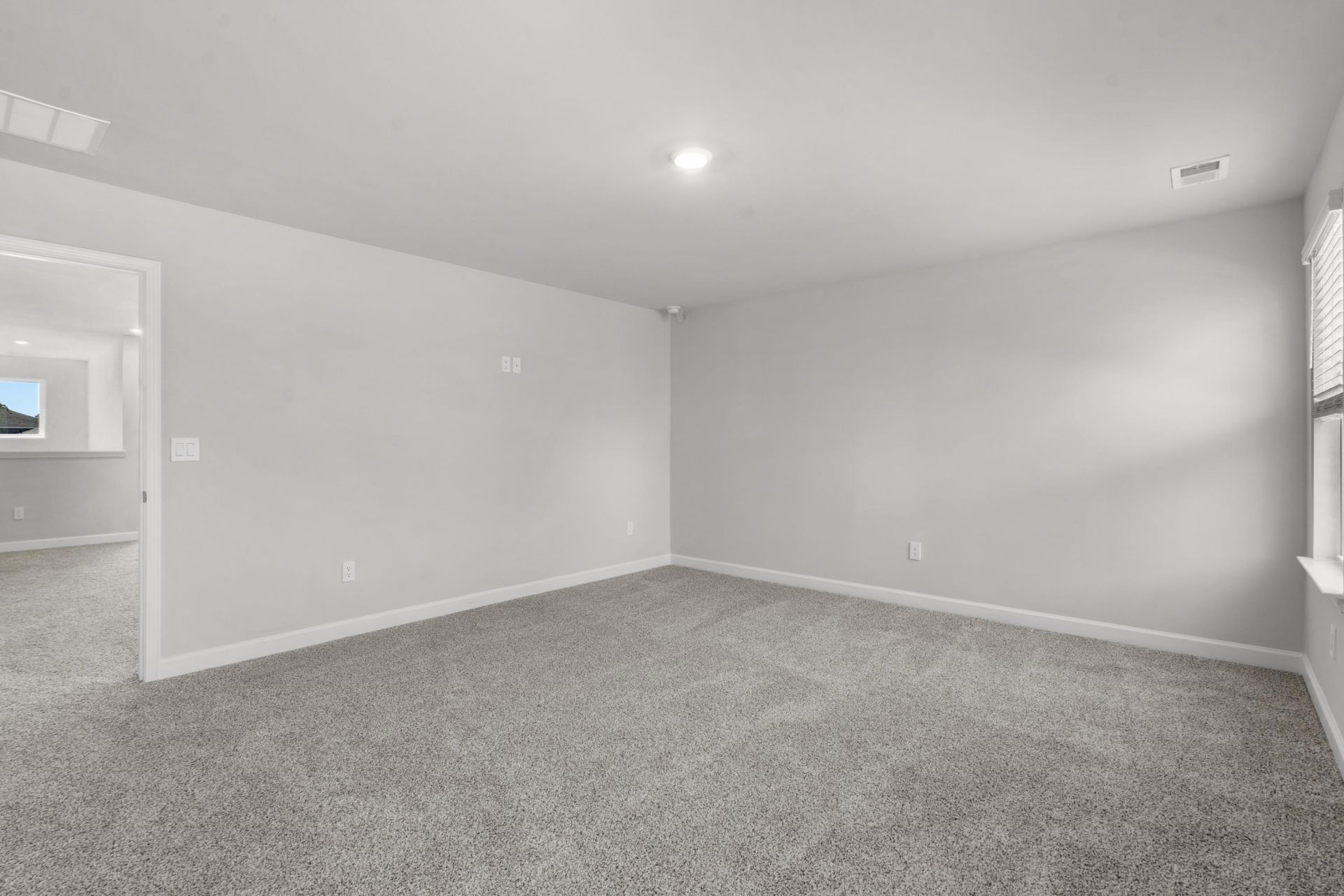 8222 Essence Dr. Photo 20