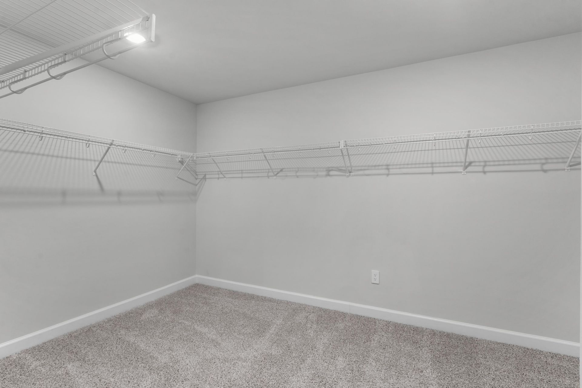 8222 Essence Dr. Photo 24