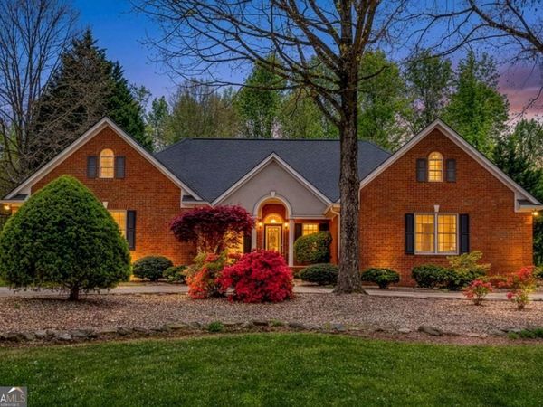 6628 Windvane Point, Clermont, GA 30527