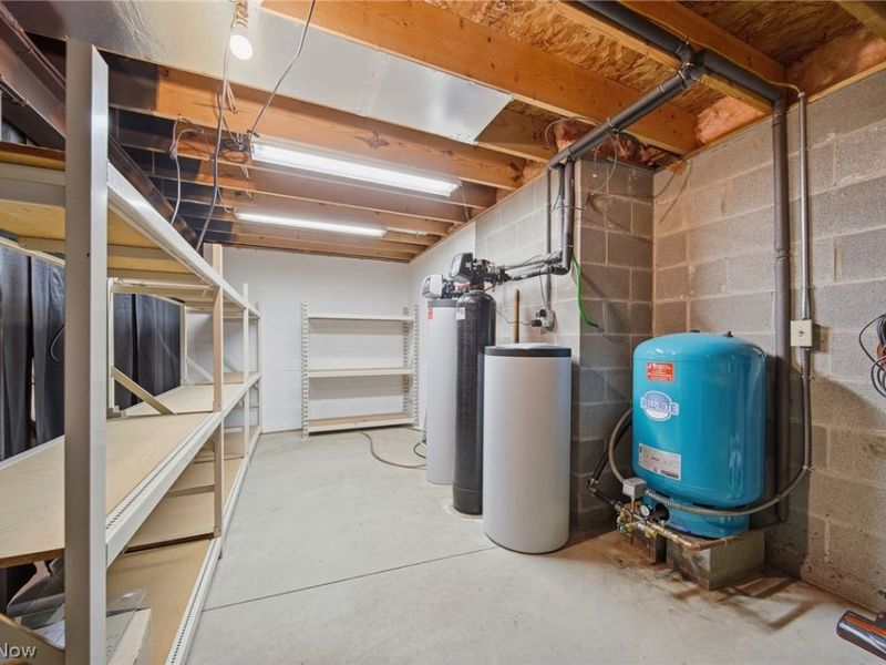 9226 Lisbon Street E, East Canton, OH 44730 Photo 33