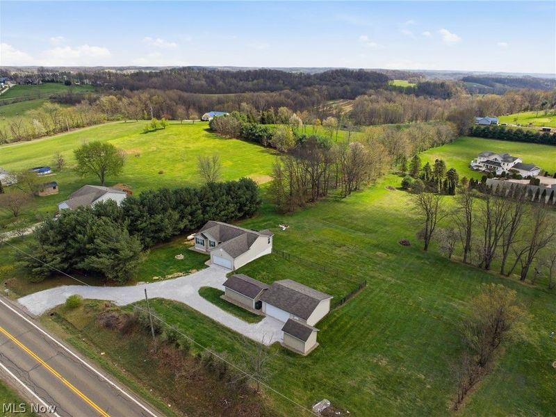 9226 Lisbon Street E, East Canton, OH 44730 Photo 4