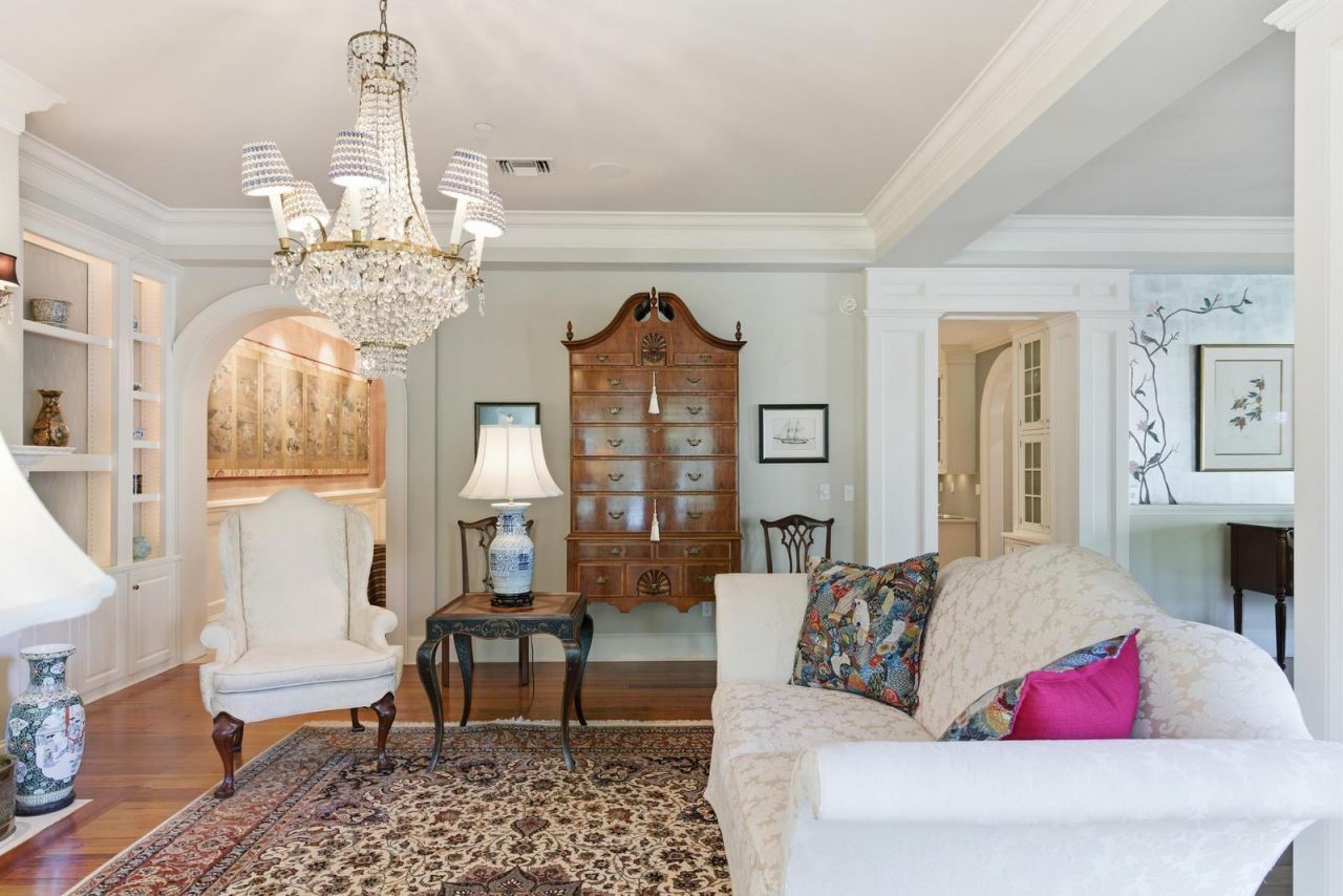 1 Vendue Range Photo 10