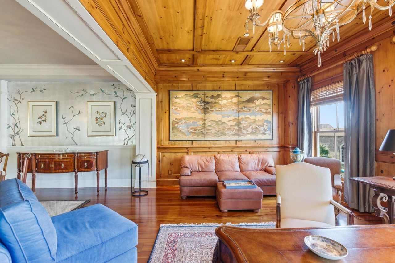 1 Vendue Range Photo 22