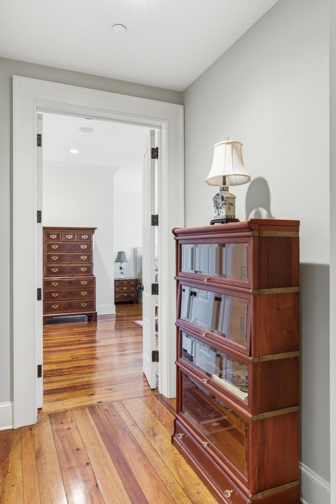 1 Vendue Range Photo 37