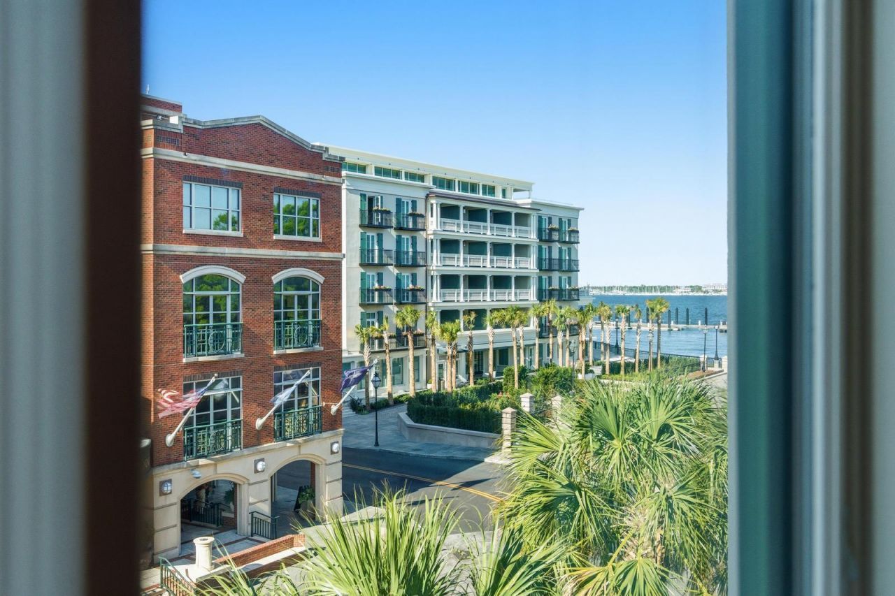 1 Vendue Range Photo 40