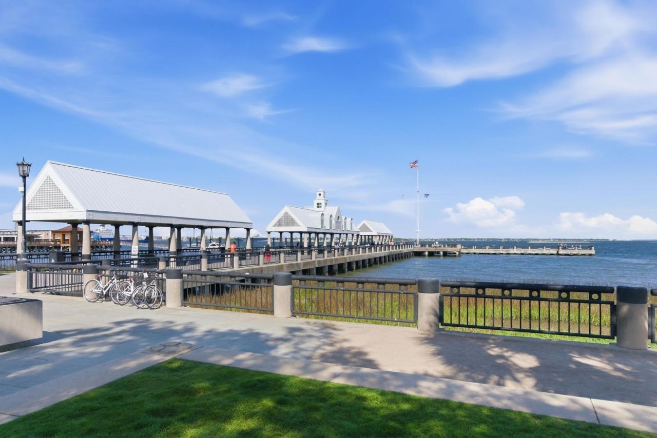 1 Vendue Range Photo 53