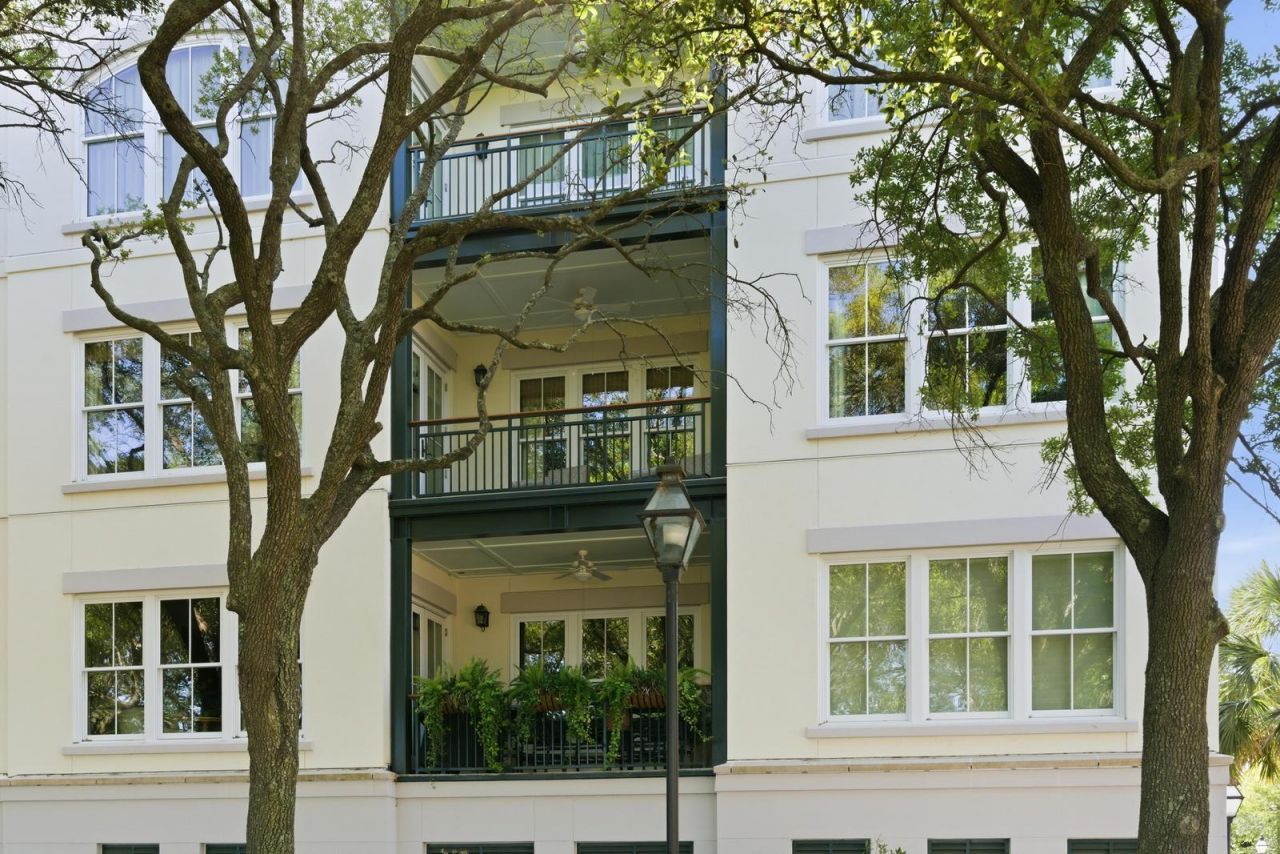 1 Vendue Range Photo 59