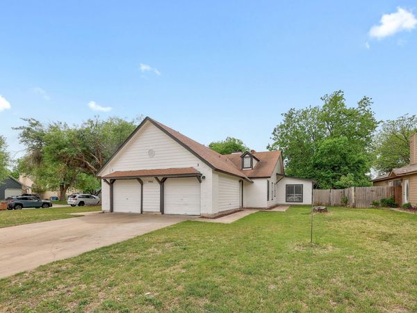 9901 Parliament House RD , Austin, TX 78729