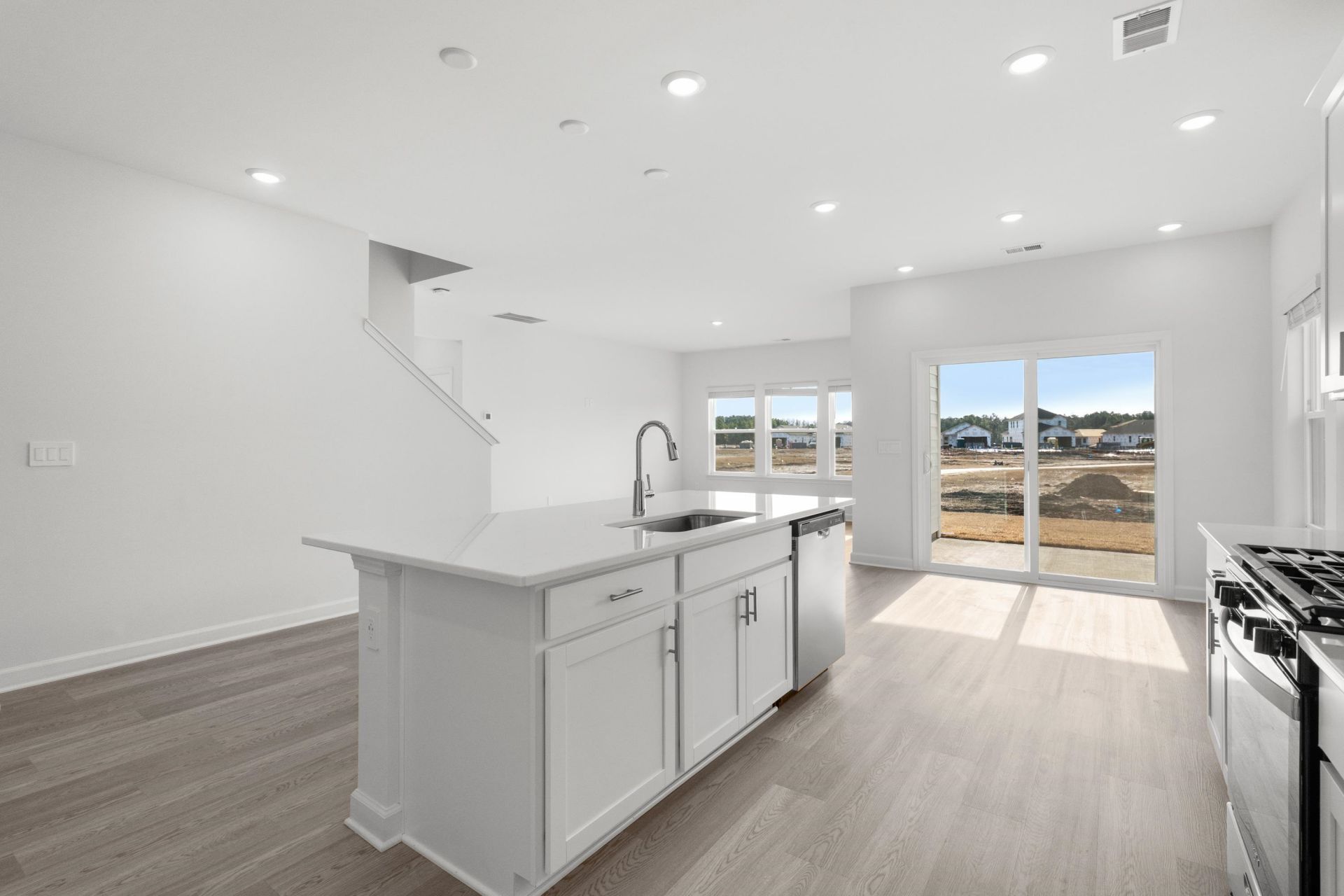 8212 Essence Dr. Photo 18