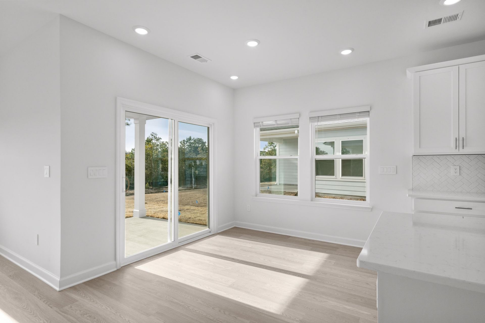 8212 Essence Dr. Photo 19