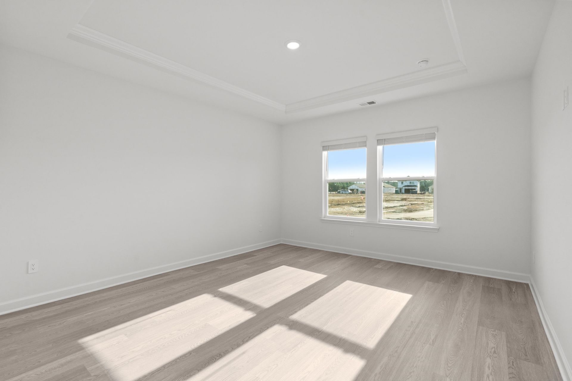 8212 Essence Dr. Photo 21