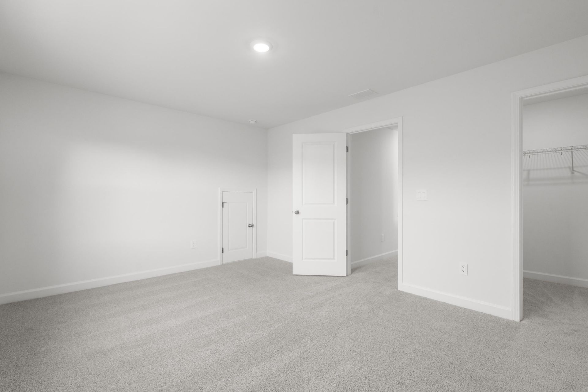 8212 Essence Dr. Photo 37