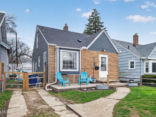 4443 Fairview Drive, Toledo, OH 43612