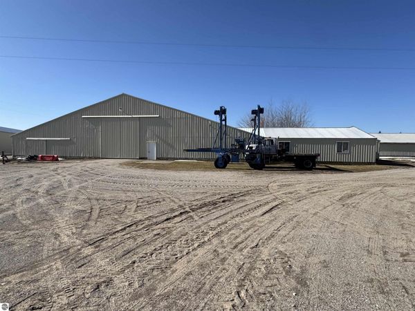 13703 Campbell Road, Kewadin, MI 49648