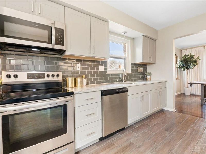 6607 Plainfield Road, Silverton, OH 45236 Photo 10