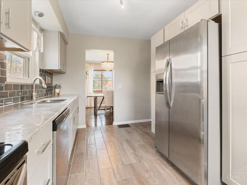 6607 Plainfield Road, Silverton, OH 45236 Photo 12