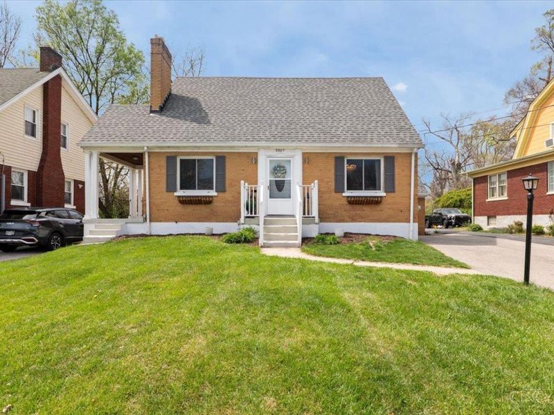 6607 Plainfield Road, Silverton, OH 45236 Photo 2