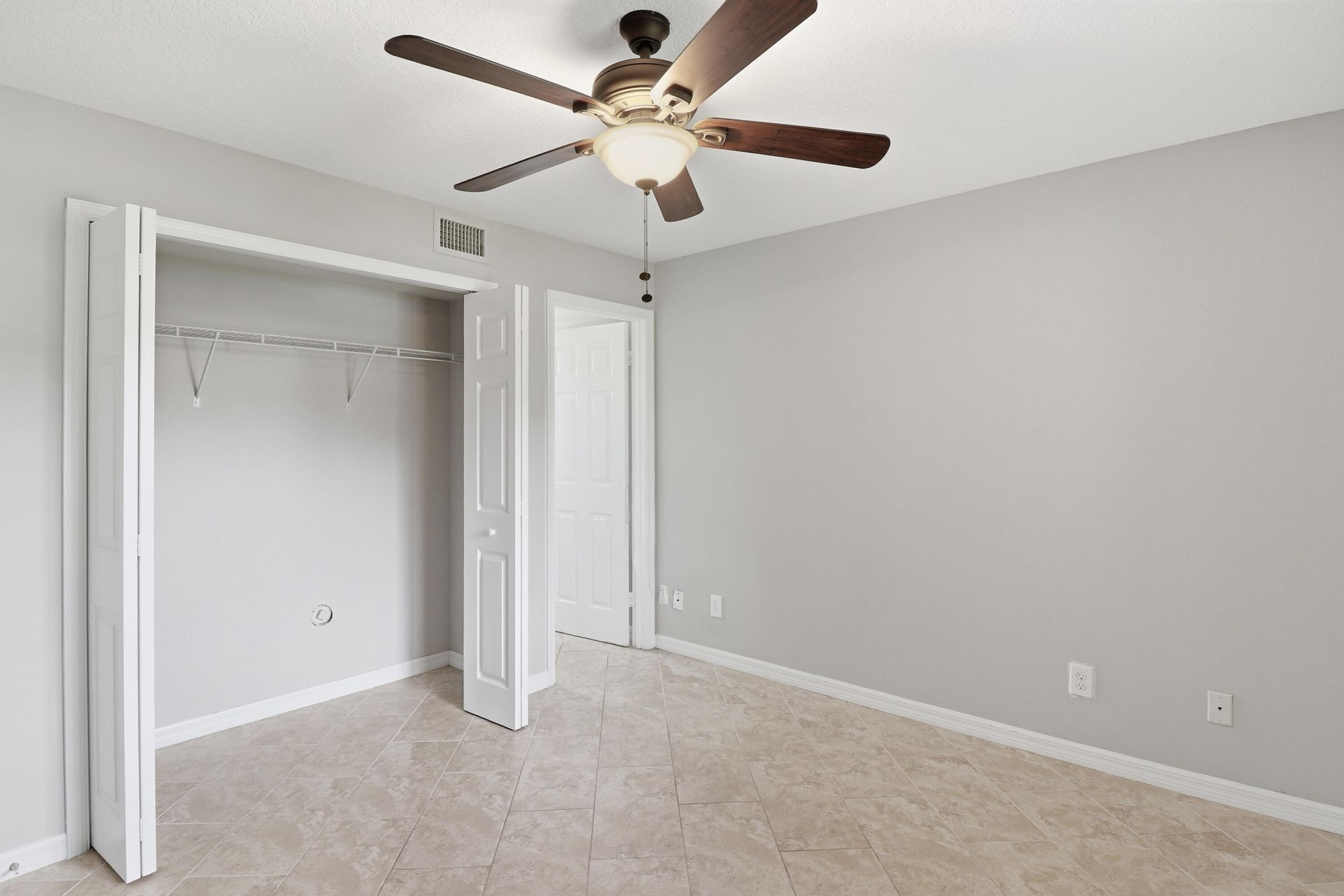 2625 Heathcote Drive, Unit 2623, Fort Pierce, FL 34982 Photo