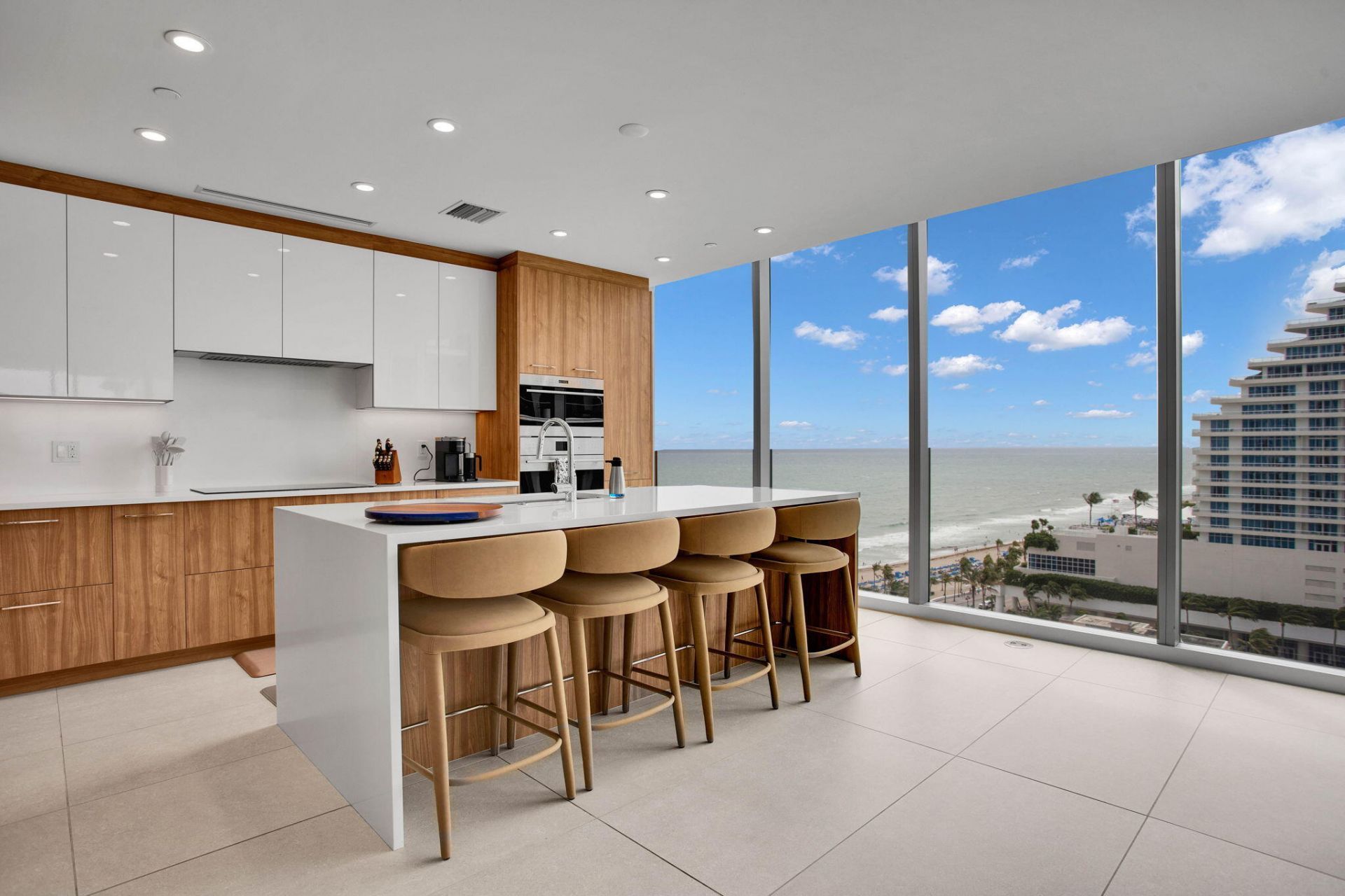 151 N Seabreeze Boulevard, Unit 1102, Fort Lauderdale, FL 33304 Photo