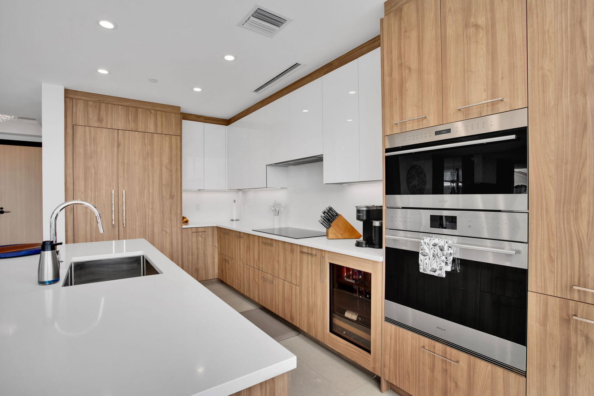 151 N Seabreeze Boulevard, Unit 1102, Fort Lauderdale, FL 33304 Photo