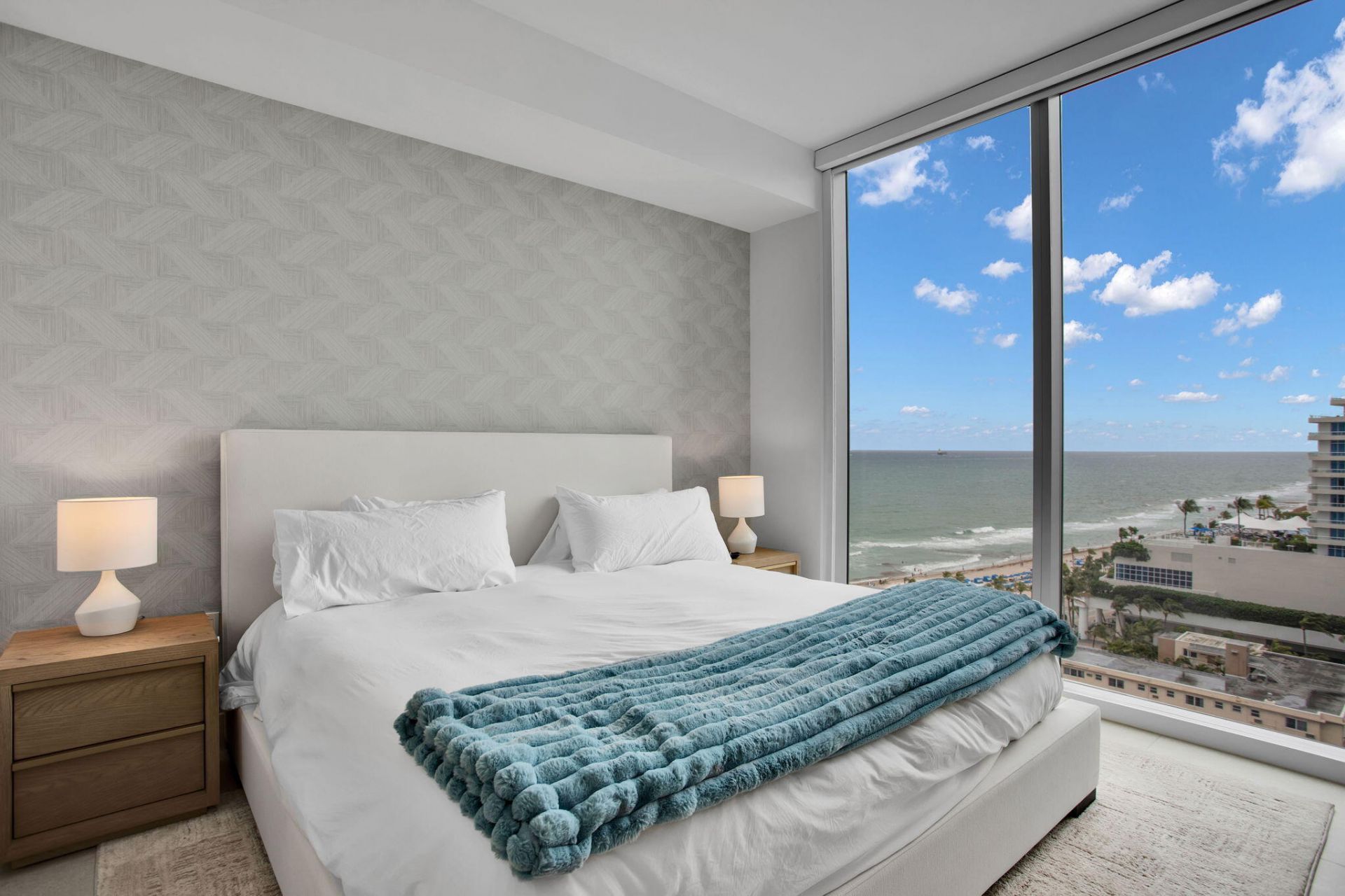 151 N Seabreeze Boulevard, Unit 1102, Fort Lauderdale, FL 33304 Photo