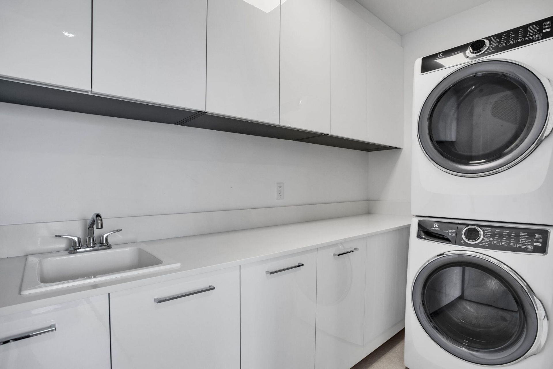 151 N Seabreeze Boulevard, Unit 1102, Fort Lauderdale, FL 33304 Photo