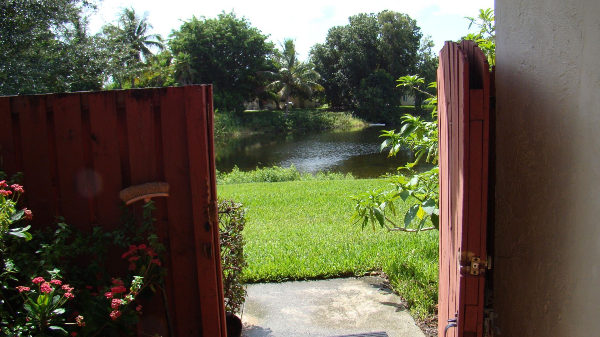 3845 Victoria Drive, West Palm Beach, FL 33406 Photo