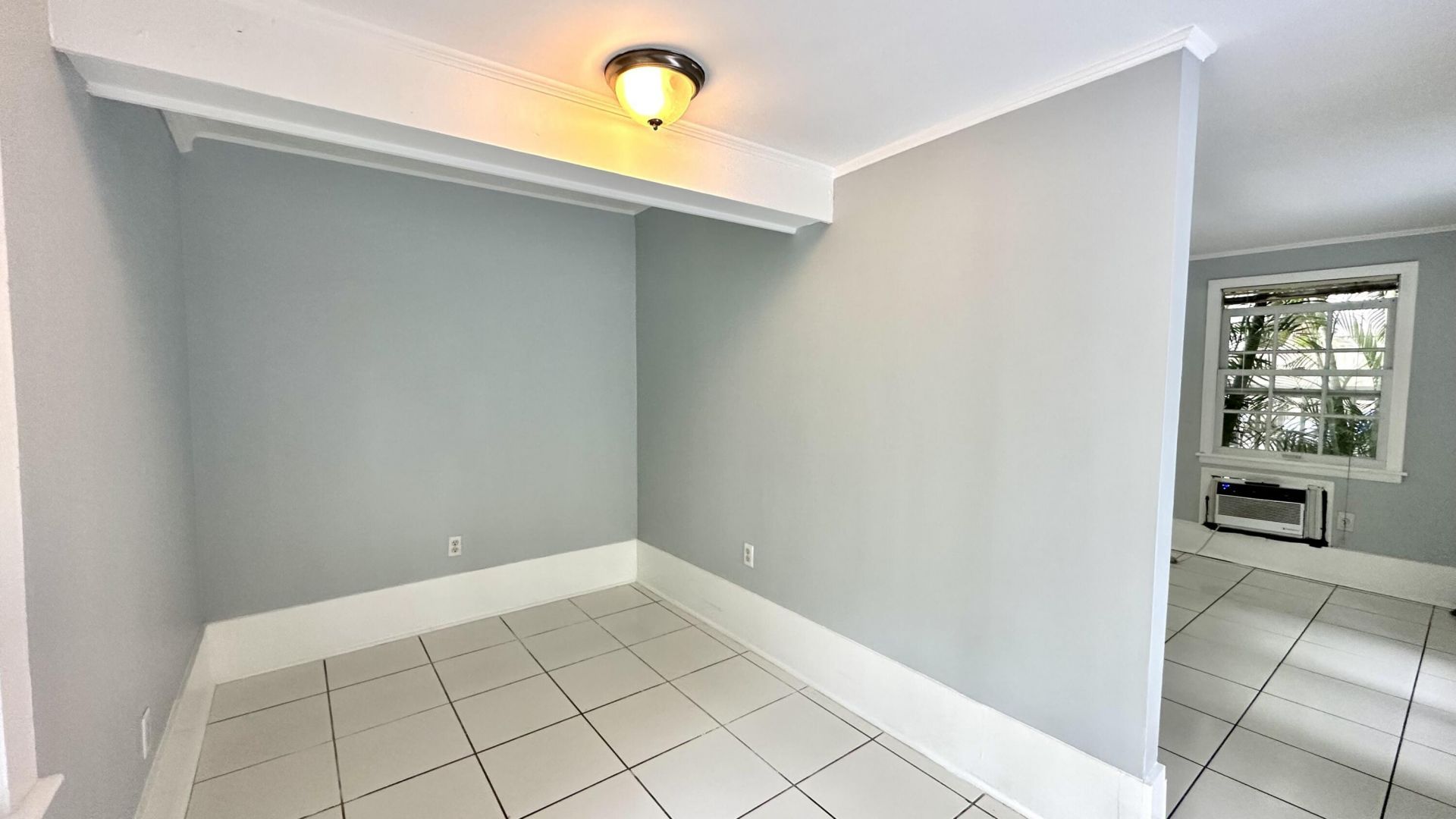 313 S Lakeside Drive, Unit 2, Lake Worth Beach, FL 33460 Photo