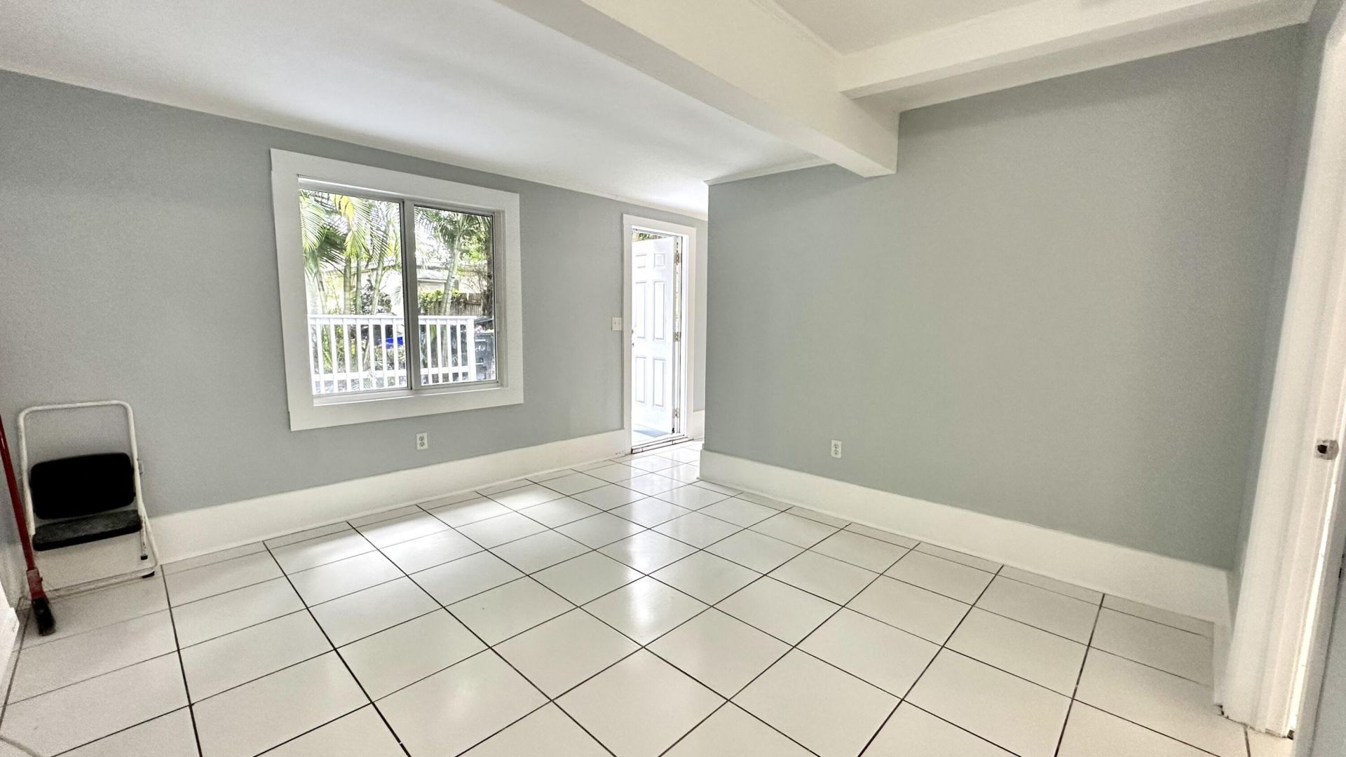 313 S Lakeside Drive, Unit 2, Lake Worth Beach, FL 33460 Photo